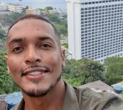 O superintendente de Cultura de Parnaíba, Gabriel Araújo, à frente do encontro