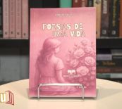 Octavio César conversa com Sales Palha Dias, que comenta detalhes da exposição em homenagem a William Palha Dias 