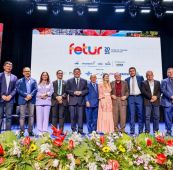 A feira também propõe debates sobre gestão pública eficiente