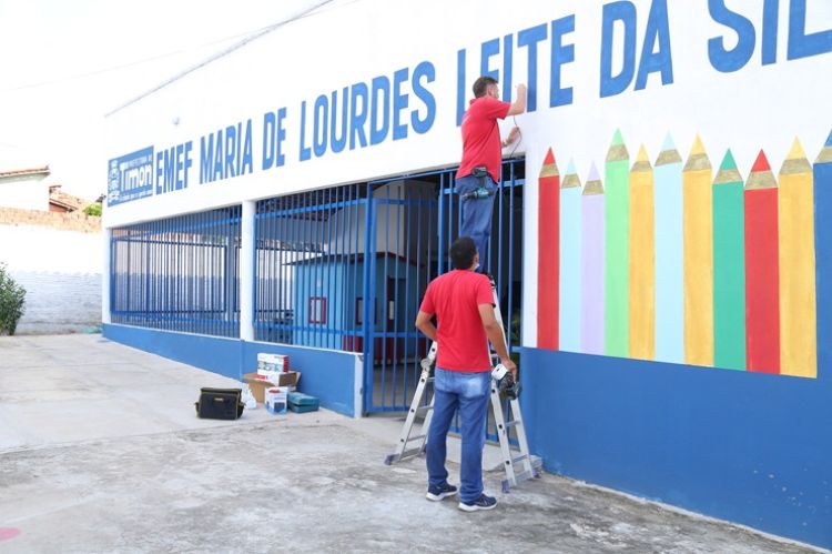 Câmeras e mais segurança nas escolas públicas em Timon: agora isso é prioridade