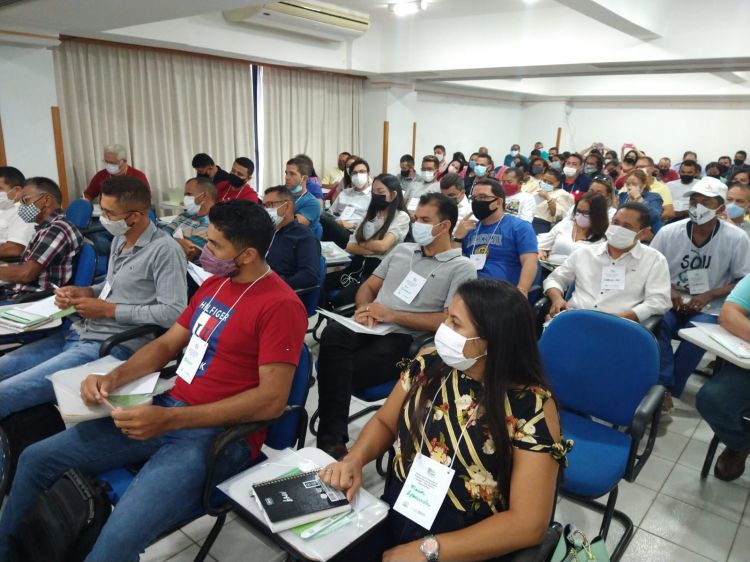 Participaram do evento mais de 100 pessoas representando os 12 territórios do Estado do Piauí