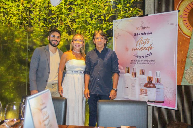 Lucas Aguiar, Soraya Aguiar e Edmar José no lançamento da linha de novos produtos