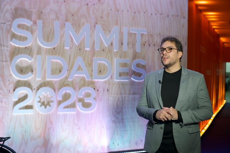 O evento, que é realizado em Florianópolis, busca capacitar os participantes e potencializar o desenvolvimento dos municípios catarinenses