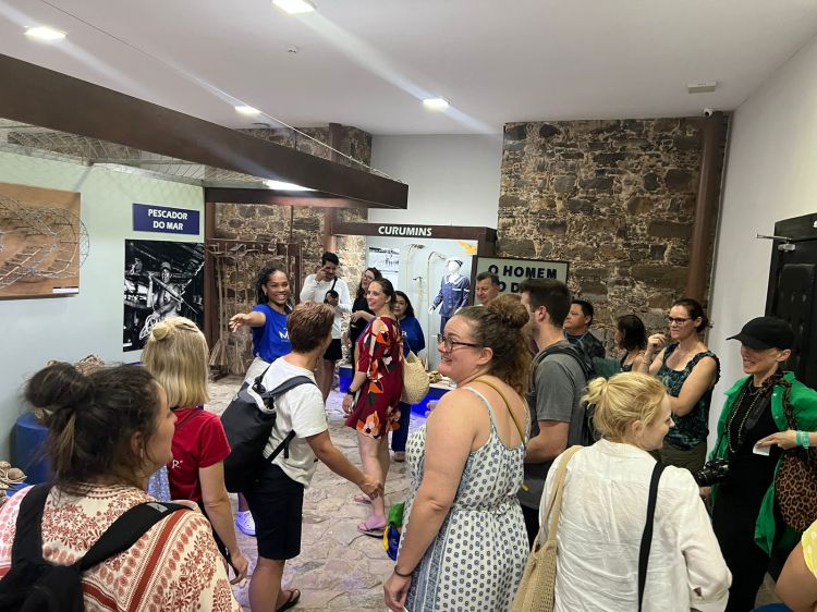 Operadores visitando o Museu do Mar e o Porto das Barcas