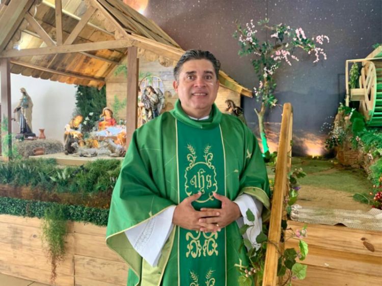 O povo de Teresina, diz adeus ao padre Chiquinho