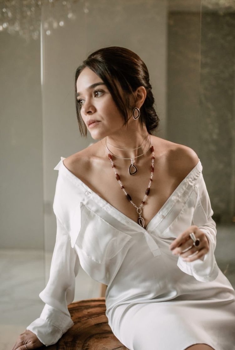  Maihara Brandão lança em seu atelier, nesta quinta-feira, 09, das 15 Às 21h, sua mais nova coleção