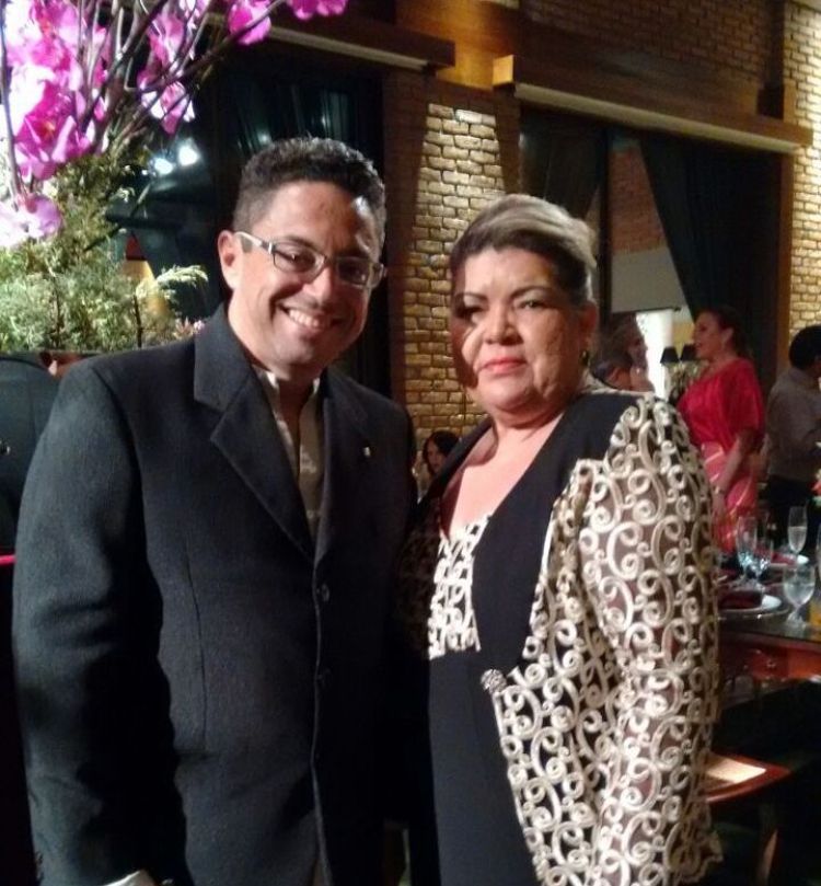 Socorro Costa com o colunista Fábio Teles