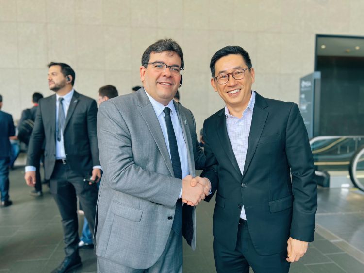 O governador ressaltou a importância dessa aproximação para o crescimento econômico e a competitividade