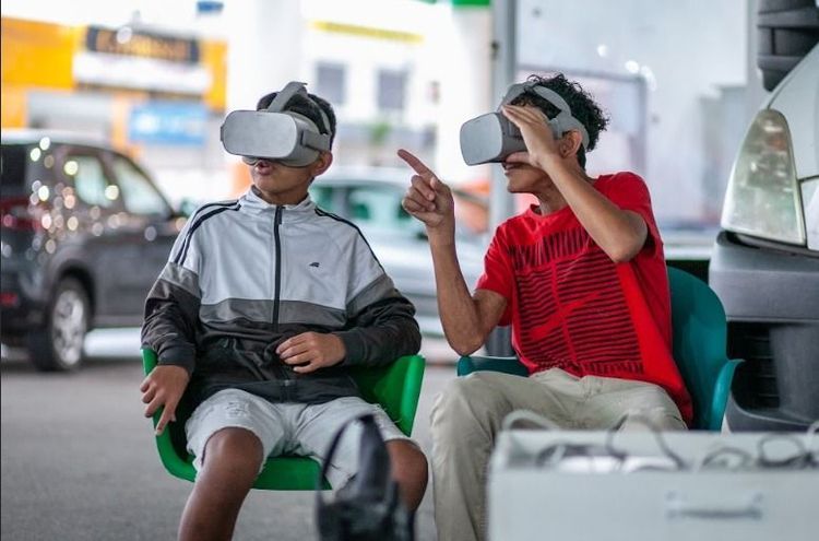  O Instagram é @expo_olhodagua e o Facebook é https://www.facebook.com/expoolhodagua