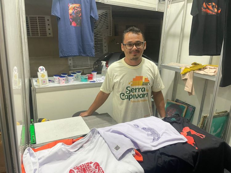 Paulo Alex de Negreiros, da P.A Personalizados