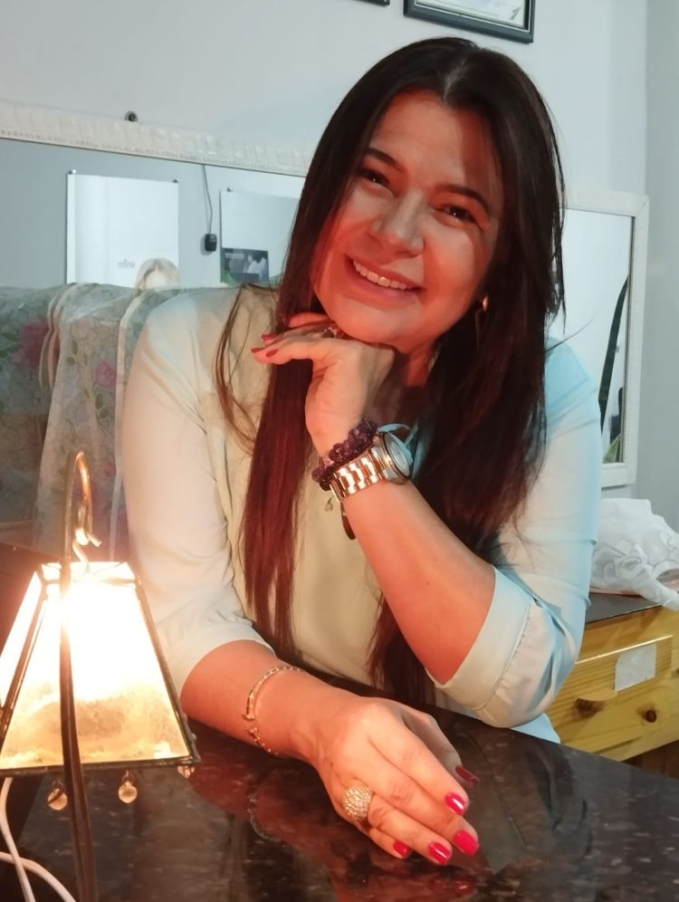 A PARNAIBANA JANE BRODER, querida aniversariante de sábado, 9 de novembro. Feliz aniversário.