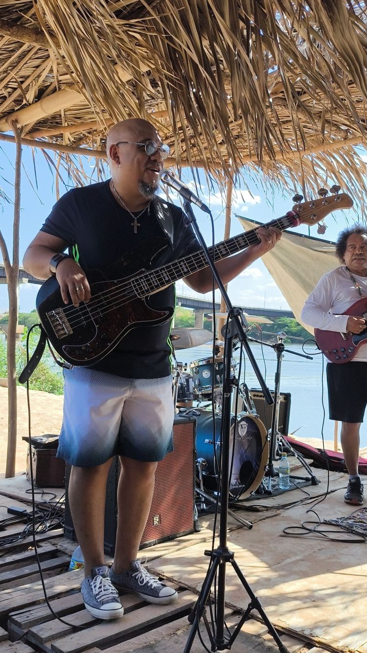 Machado Jr na abertura do show de Zeca Baleiro