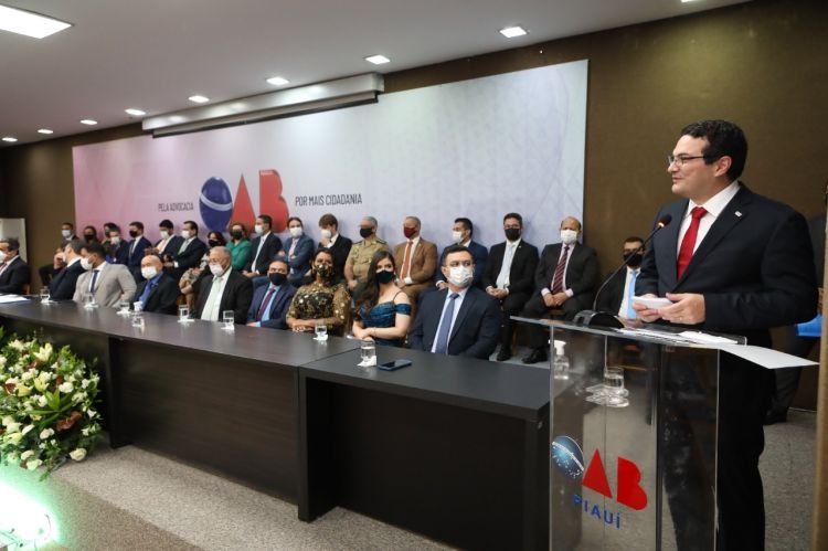 Prestígio na posse da OAB PI