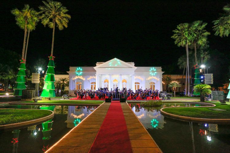 Decoração de Natal 2024 do Palácio de Karnak será aberta para visitação pública