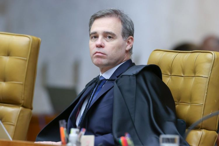 Chega, esta sexta, a Teresina, o Ministro do STF André Mendonça que profere palestra 