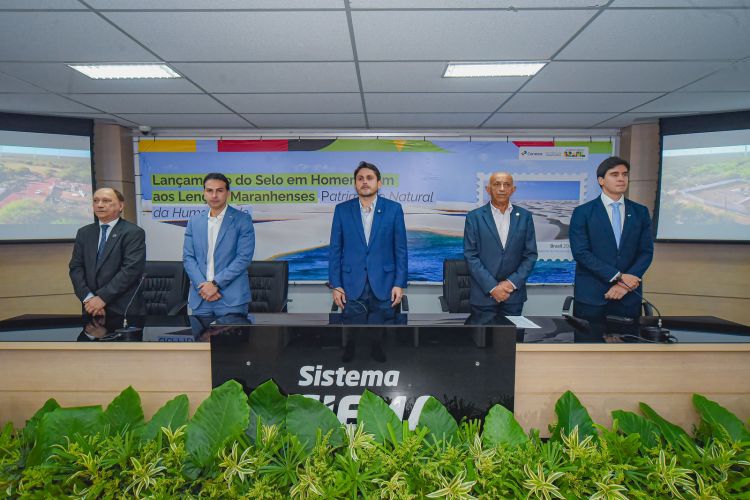 Os Lençóis Maranhenses ficam na costa leste do Maranhão