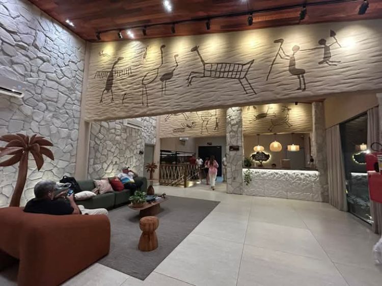 Restaurante aberto ao público no hotel 