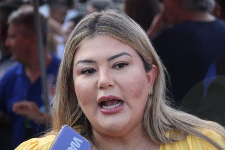Samantha Cavalca inicia gestão com polêmica pela posse de gabinete