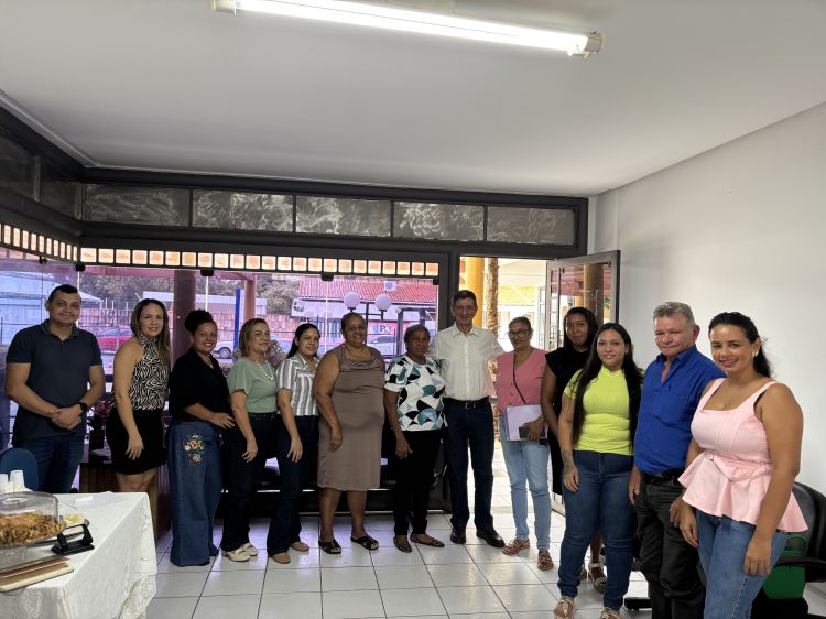 SEMDEC realiza reunião com os coordenadores das Lavanderias Comunitárias de Teresina