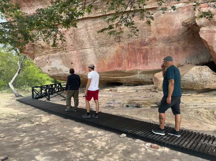 Na região da Serra da Capivara, os operadores já visitaram os vários sítios arqueológicos