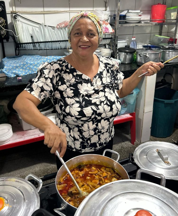 Maria da Paixão, permissionária do Mercado da Piçarra