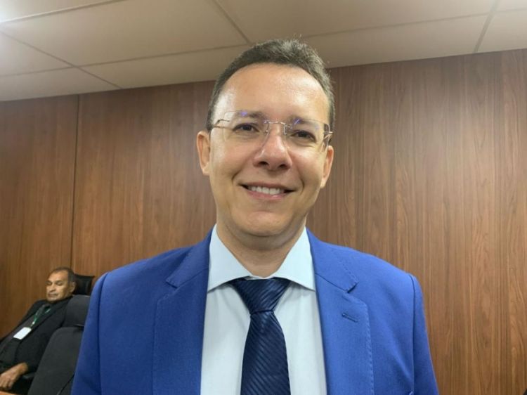 Vereador Zé Neto agora na direção da Semel