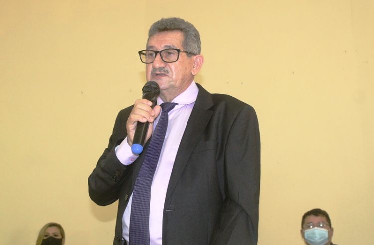 Alvimar Martins anunciou que os professores do Município terão reajuste salarial de 33,24%
