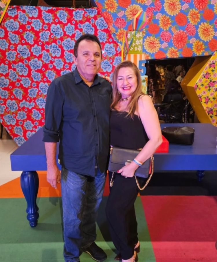 Luiz Galvão e Pastora Brito na recente festa junina pilotada by Nylbert Andrade