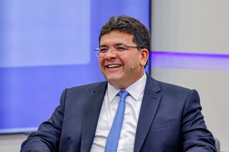 Governador Rafael Fonteles amanhece, esta quarta-feira 18, em SP