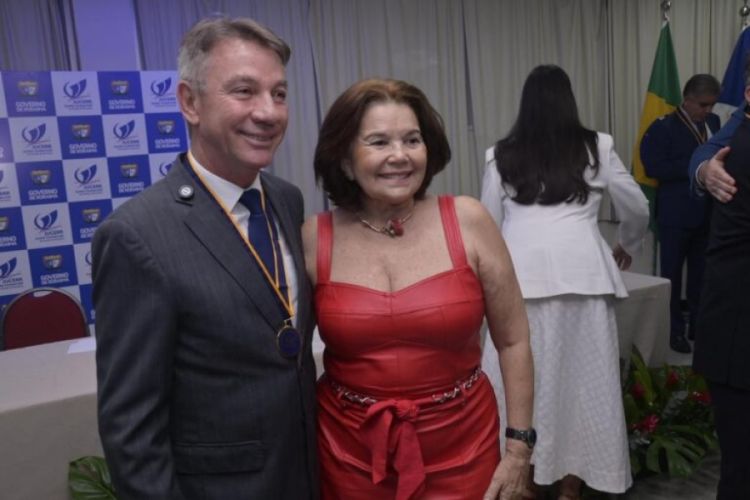 Alzenir Porto (presidente da Junta Comercial do Estado do Piauí) e o governador de Roraima, Antônio Denarium