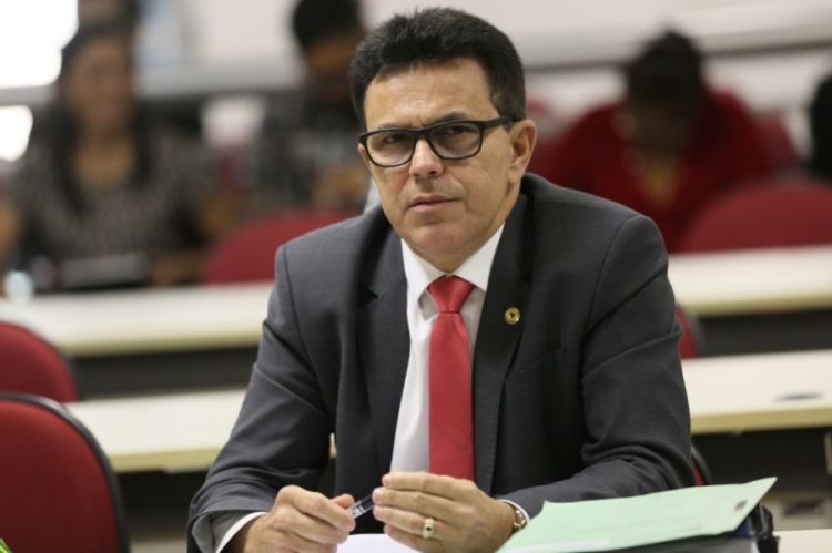 Zé Santana, ex-deputado estadual e atualmente presidente da Agespisa