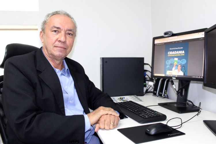 Manoel Dourado iniciou sua jornada no Educandário Coelho Neto, Balsas-MA.