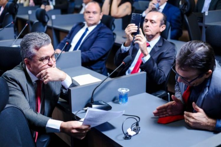 Orçamento em discussão 