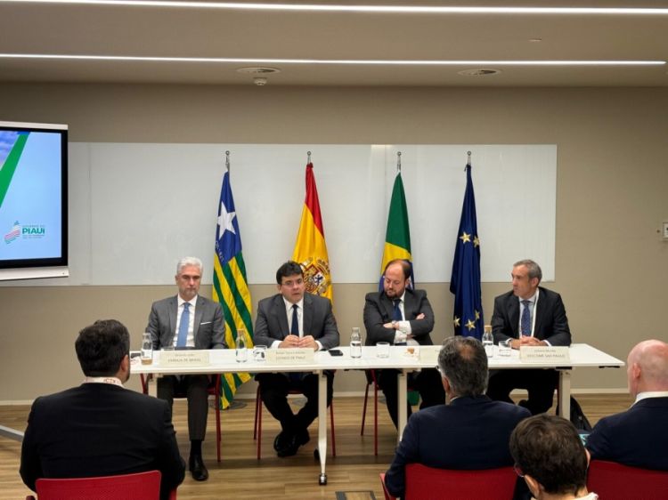 Na agenda: investimentos em energias renováveis e para o Porto Piauí