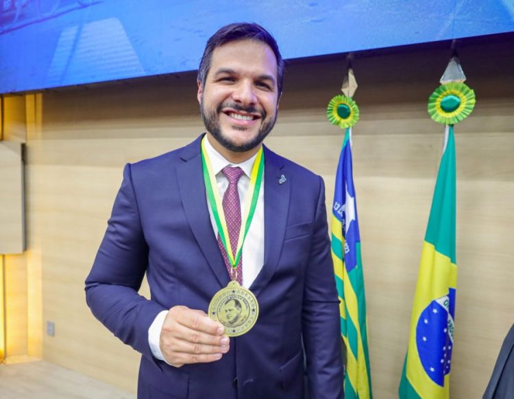 Washington Bandeira esteve em Brasília, no 17º Encontro Nacional do Partido dos Trabalhadores, ao lado de grandes lideranças