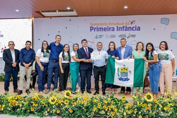  Isabel Fonteles, destacou que a adesão fortalece as políticas públicas de primeira infância