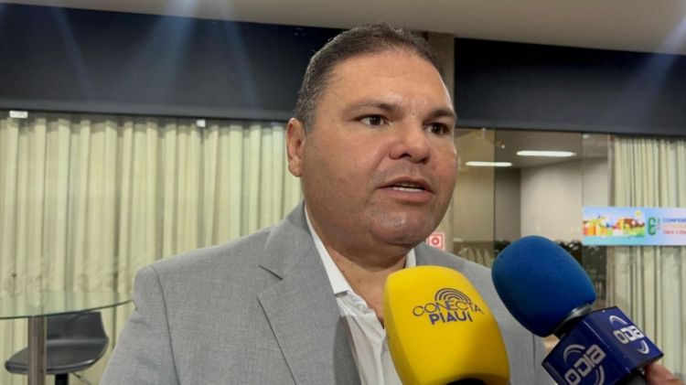 O presidente da APPM e prefeito de São José do Piauí, Admaelton Bezerra