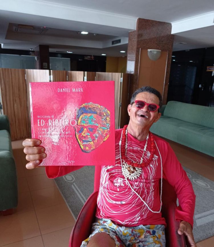 Mestre da arte contemporânea imortalizado: livro em homenagem ao artista plástico Ed Ribeiro é lançado em São Paulo