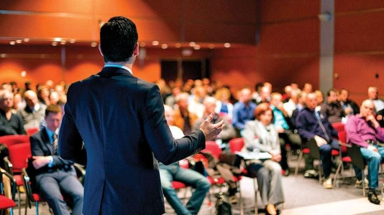 Curso unirá teoria e prática, proporcionando aos inscritos experiências reais de palco