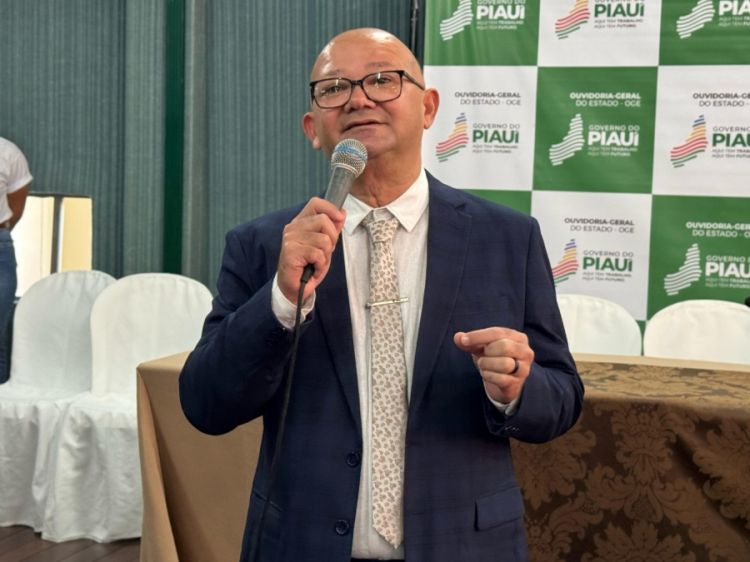 Ouvidor-Geral do Estado e Presidente da Rede Ouvir-PI, Raimundo Dutra
