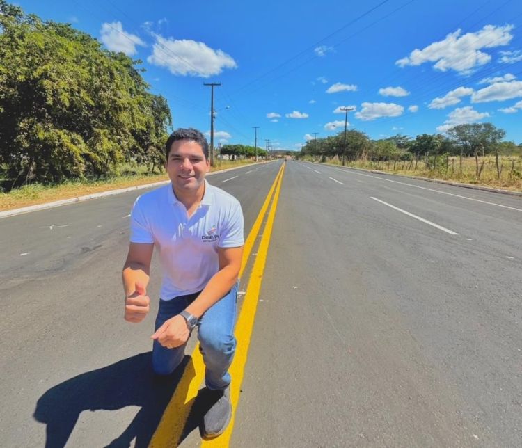 Diretor-geral do DER, Leonardo Sobral