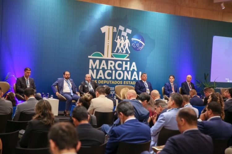 Severo Eulálio na Marcha dos Deputados em Brasília