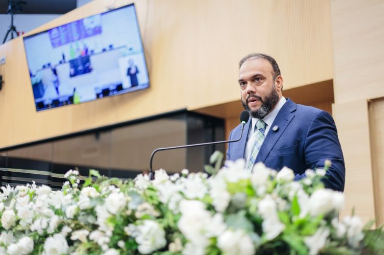 Ziza Carvalho defende que sua proposta é uma forma de estabelecer “responsabilidade, equilíbrio e moralidade