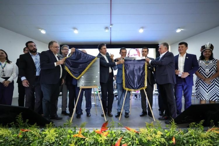 Ministro Camilo Santana em Parnaíba (Crédito Bruna Araújo)