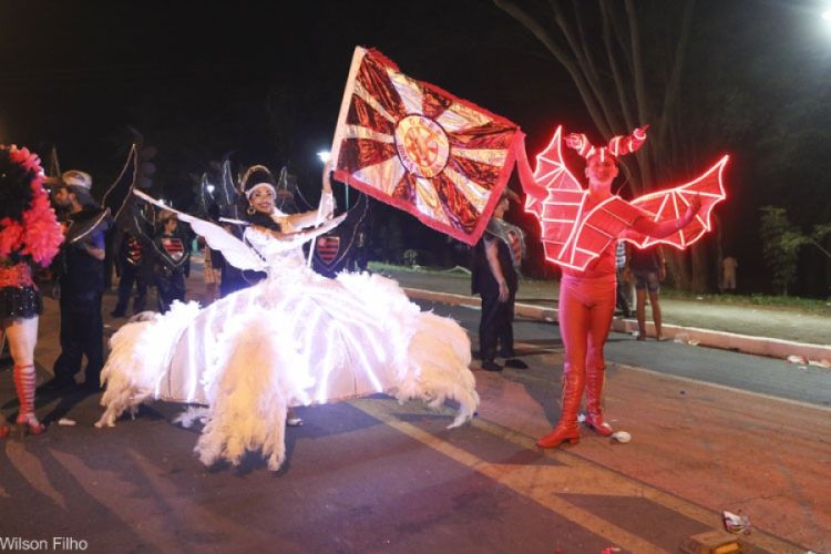 Teresina merece a volta do Corso e das Escolas de Samba
