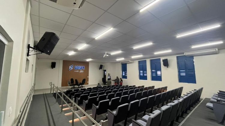 Um auditório é novidade no Iaspi para palestras e reuniões da instituição e parceiros