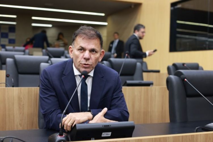 Coronel deputado estadual Carlos Augusto 