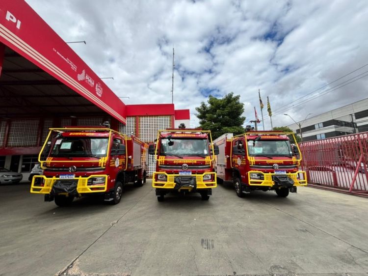 Reforço de viaturas e equipamentos 