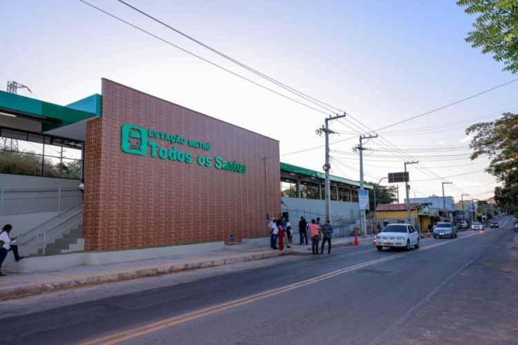 Entrada da Estação Todos os Santos