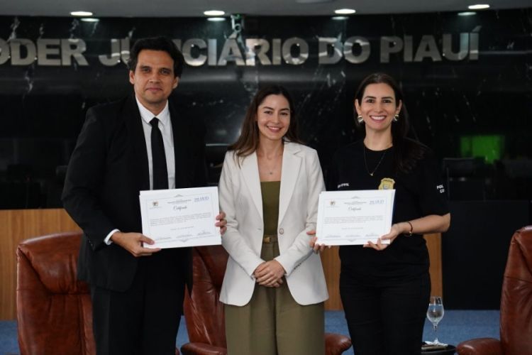 Durante o encontro, também foram lançados o projeto “Conectando a Rede” e a Exposição Itinerante “Judiciário Pelo Fim do Feminicídio”